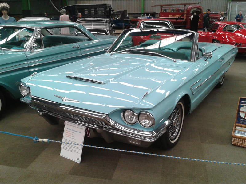 1964 Ford Thunderbird